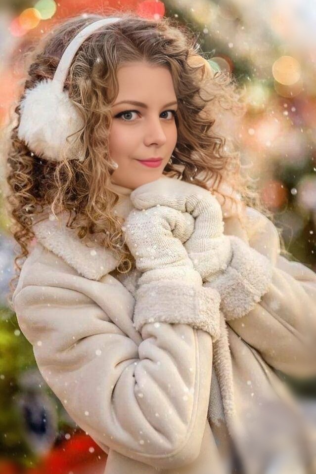 Elena Golubeva in LOOKY. . 