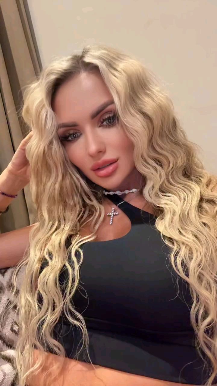 Anastasia Alekseevna в LOOKY. . Главное душа 🤍