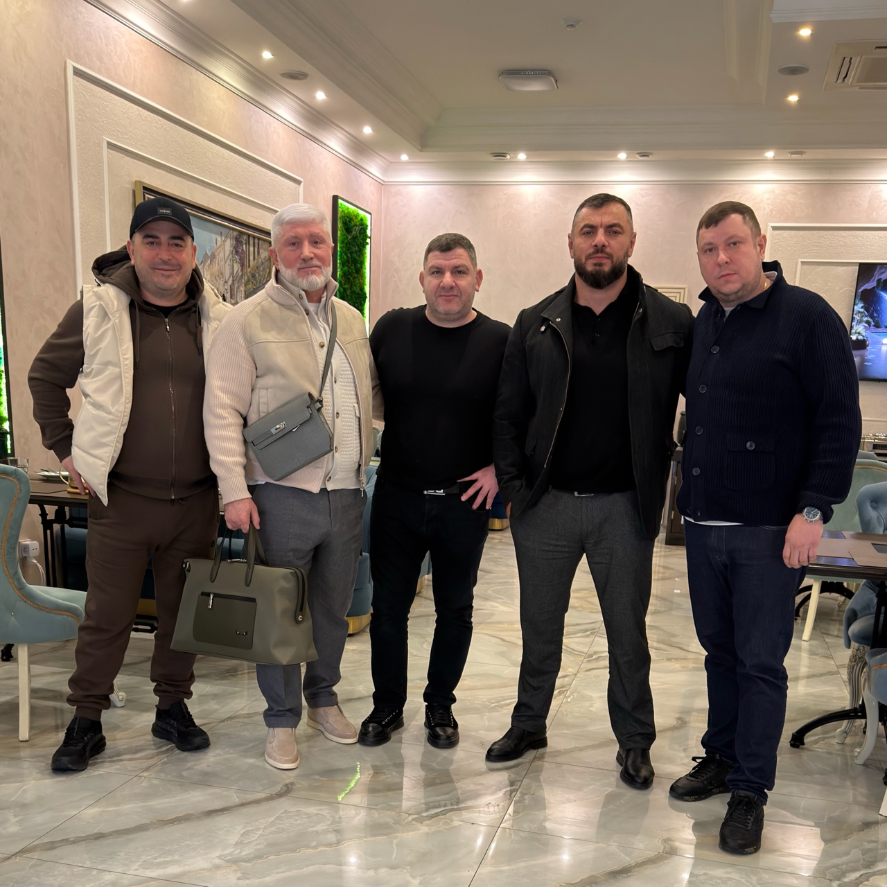 predst.chechnya.said в LOOKY — Бернард Шоу сказал как-то; — «Я думал, друзей теряют в ссора