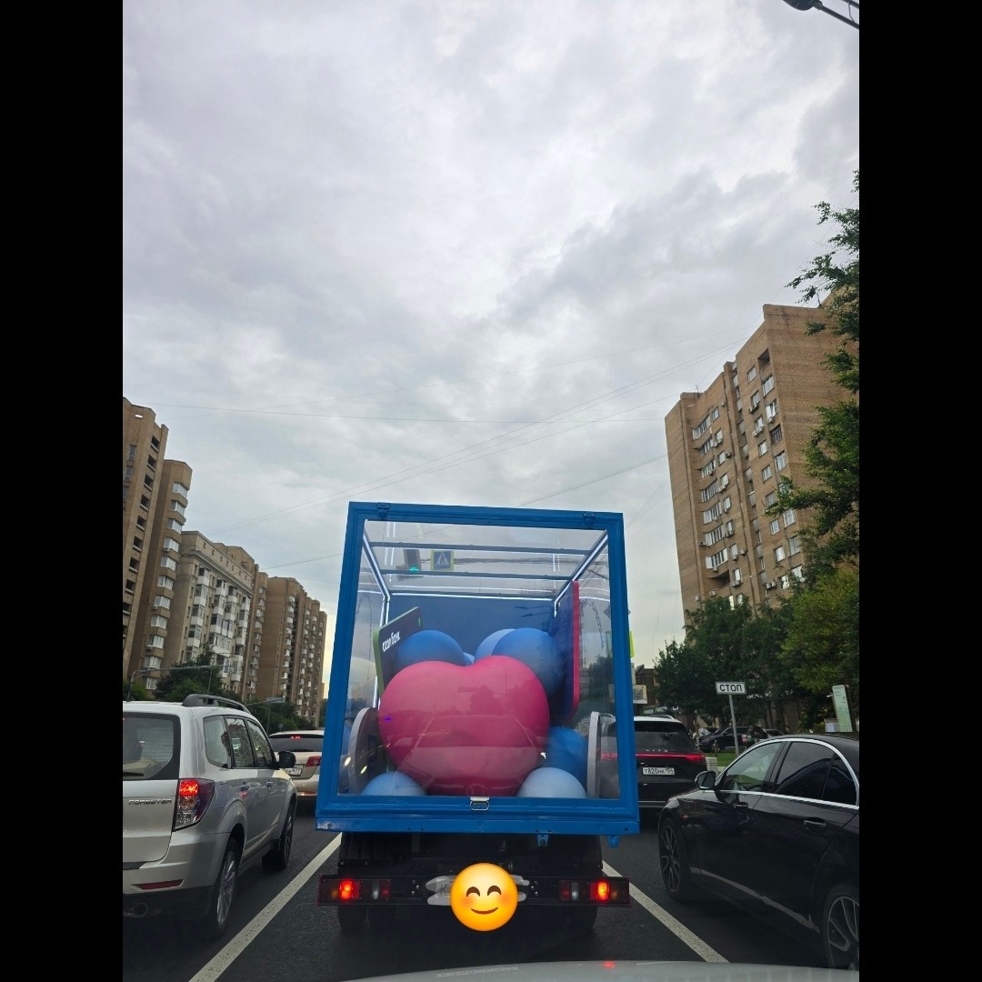 elena_bordonosova_ip в LOOKY — Так мило🤗
Яркие краски на сером фоне🙌