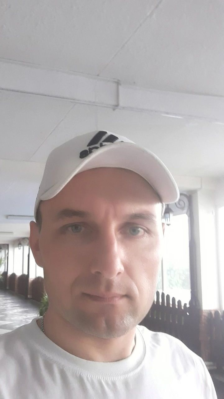 Денис в LOOKY. #!,#LOOKY_нейронка. #! #LOOKY_нейронка