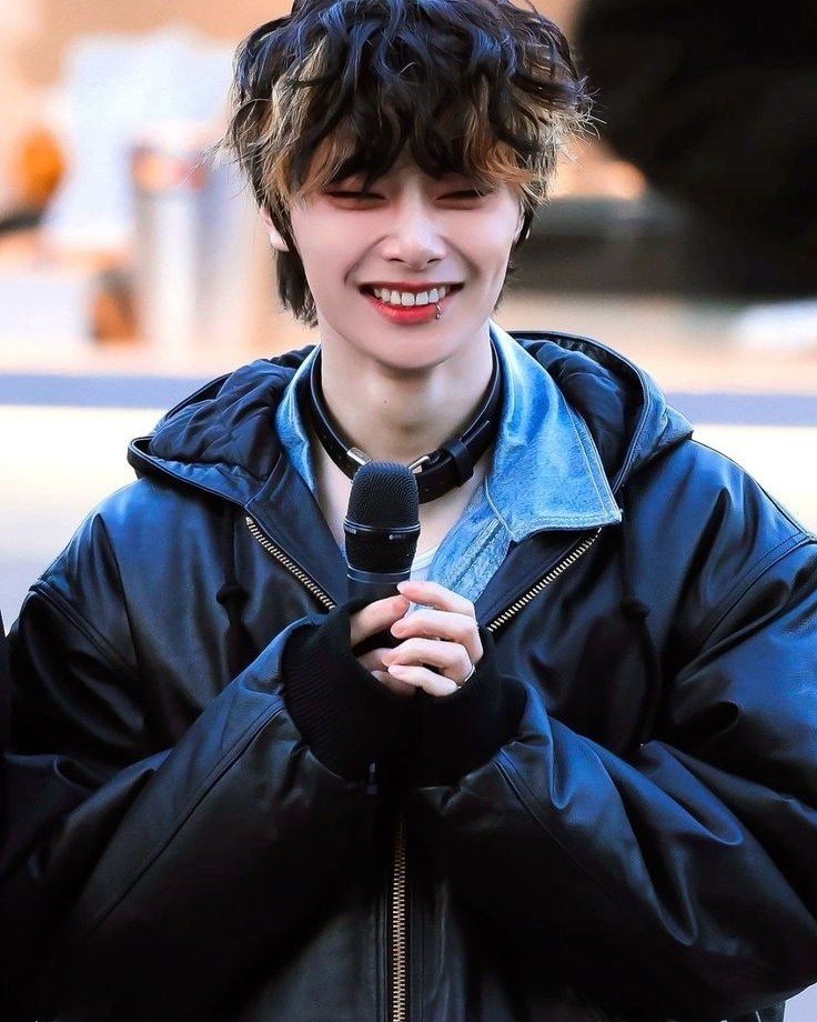So_ChanBin в LOOKY — #Аен
