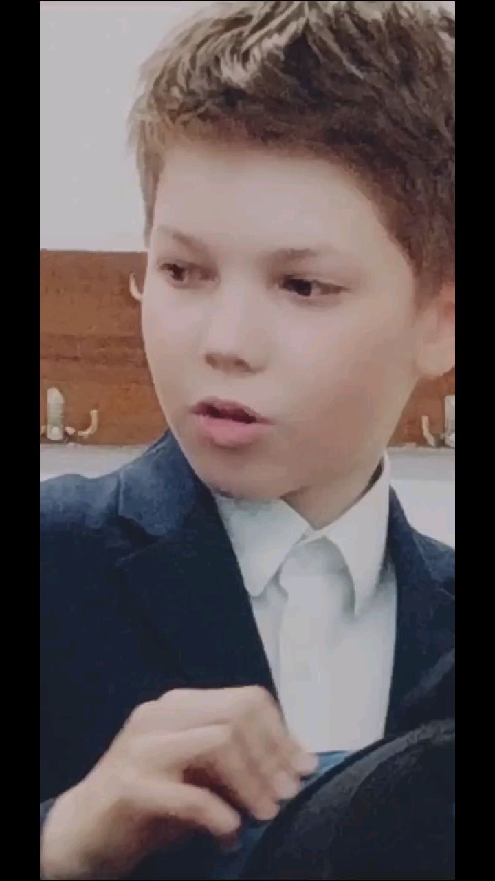 Kausi. в LOOKY — Это мой парень. 💖💞