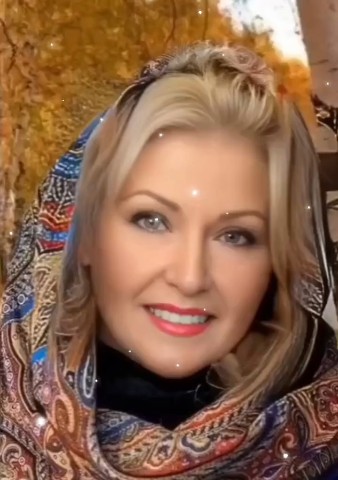 Ирина в LOOKY — Моя работа с нейросетью 🌹🙋‍♀️⚡🌐🌹