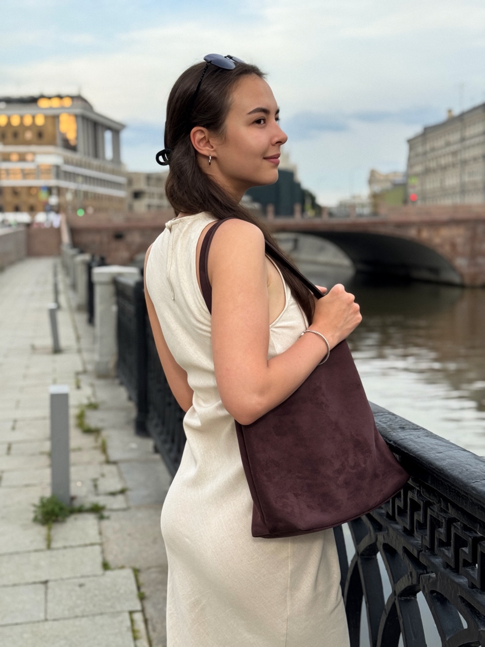 20.07.2026 — какой прекрасный день! 

7-я годовщина свадьбы 💍

Наконец-то дали горячую воду 😂

У меня зацвел цветок, который не делал это два года 🪴

Погода была прекрасная ☀️

Мы вкусно и красиво поужинали 🍽️

#годовщина #любовь #счастье #семья