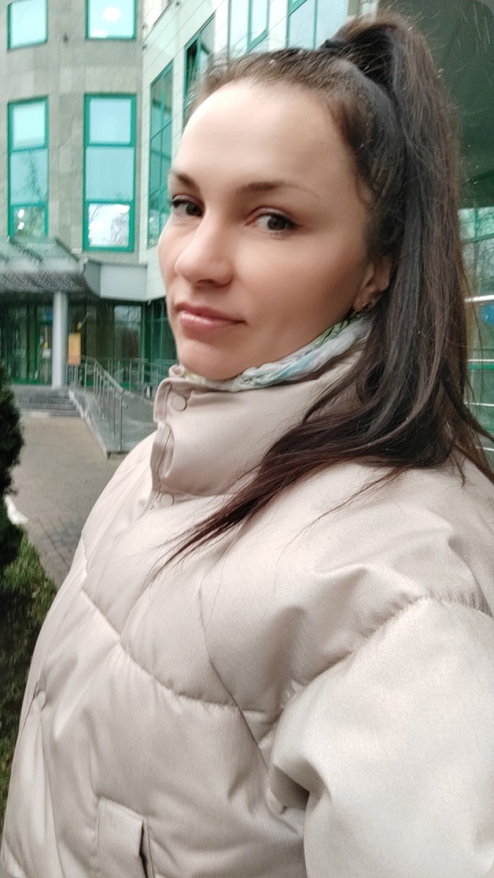 Евгения Григорьева в LOOKY — Оглянись, но не за тем, чтоб пожалеть, что осталось в прошло