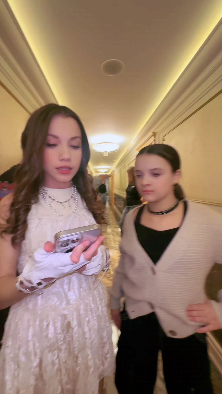 Viki Show в LOOKY. #СигмаБой,#Бэтси,#МарияЯнковская,#Vikishow. Вместе с Марией Янко...