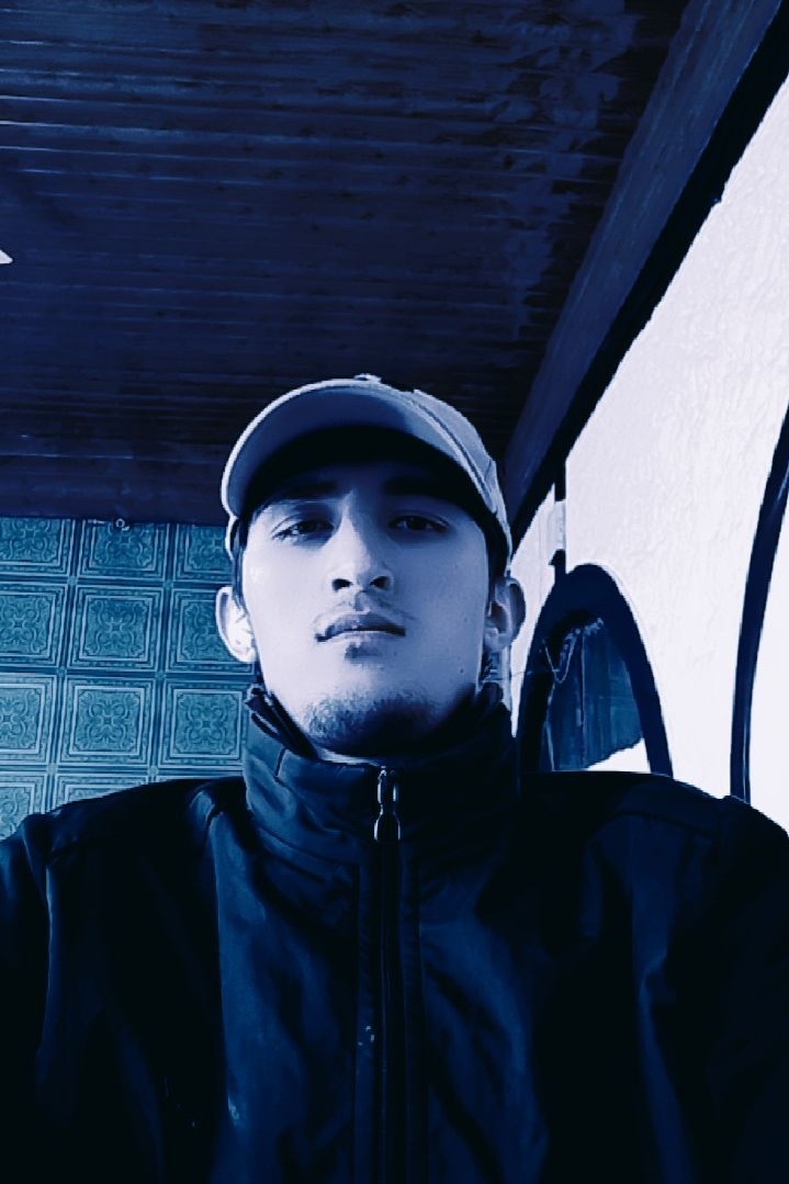 Ansori Usmonov in LOOKY. . 