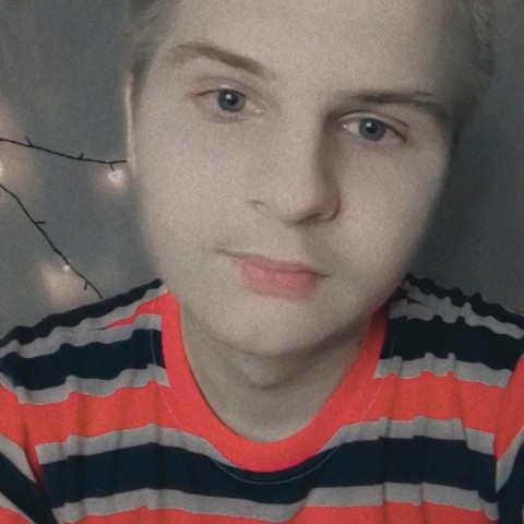 andy.vdovichenko в LOOKY. . Hello
