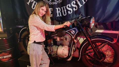 Looky_1721196321823 в LOOKY. . Отмечали день учител...