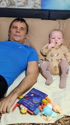 irina27032000 в LOOKY. . сын с дедом воляется...