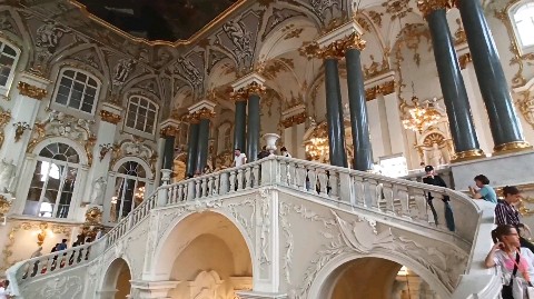 Лариса из Саратова в LOOKY. . Пробежимся по Эрмита...