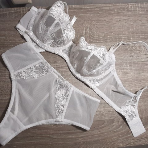 Пошив нижнего белья в LOOKY. #пошивназаказ,#пошивбелья,#нижнеебельё,#саратов,#москва. Комплект бюстгалтер ...