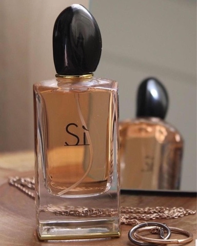 parfume of love в LOOKY. . Giorgio Armani «Si» ...