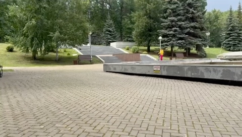 Looky_172405336140552 в LOOKY. . На электросамокате💜