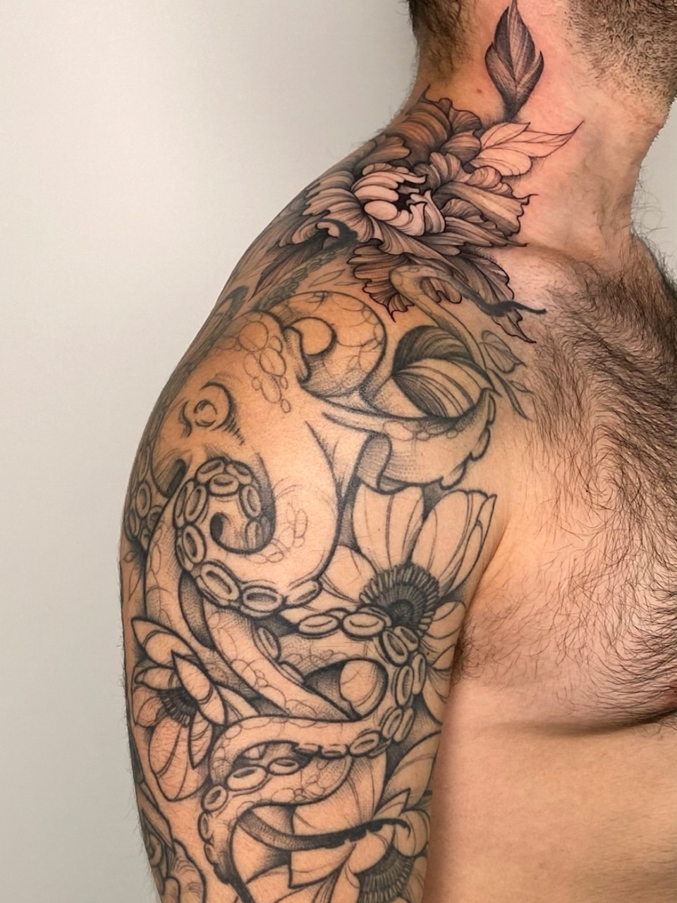mayakovskaya_sobol.tattoo in LOOKY. #татусоболь,#собольтату,#татуировка,#мотособоль. Вот так добавили дет...