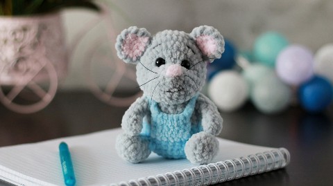 Toys_hm амигуруми МК и игрушки в наличии в LOOKY. #вязаниекрючком,#вязаниеигрушек,#игрушкикрючком,#схемыкрючком,#мышкакрючком,#амигуруми,#мкамигуруми,#амигурумимк,#мягкиеигрушки,#мышка,#ручнаяработа,#игрушки. Ку-ку 👋 В розыск по...