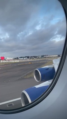 Ричардсон Смит в LOOKY. . ,,💯💯✈️✈️🛬🛬🛫🛫🛫...