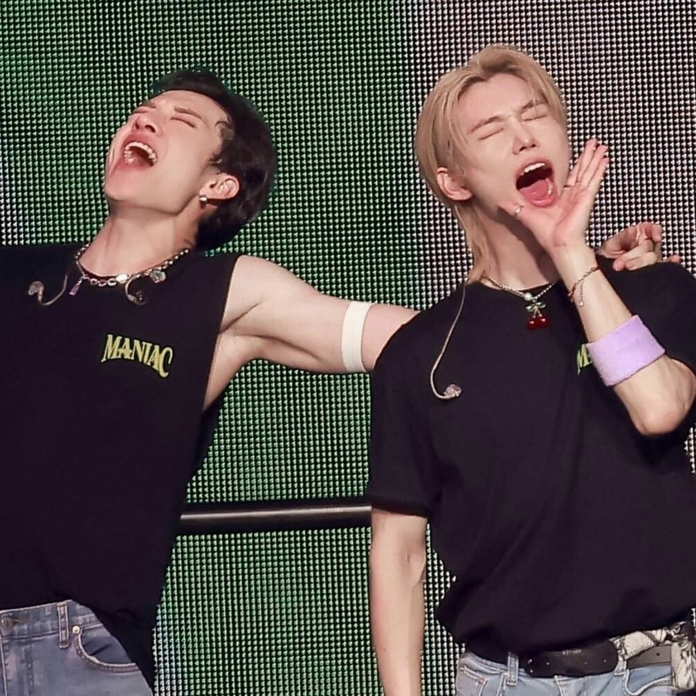 Кристина в LOOKY — LOVE
Ban Chan + Felix =💋💕💓❤️