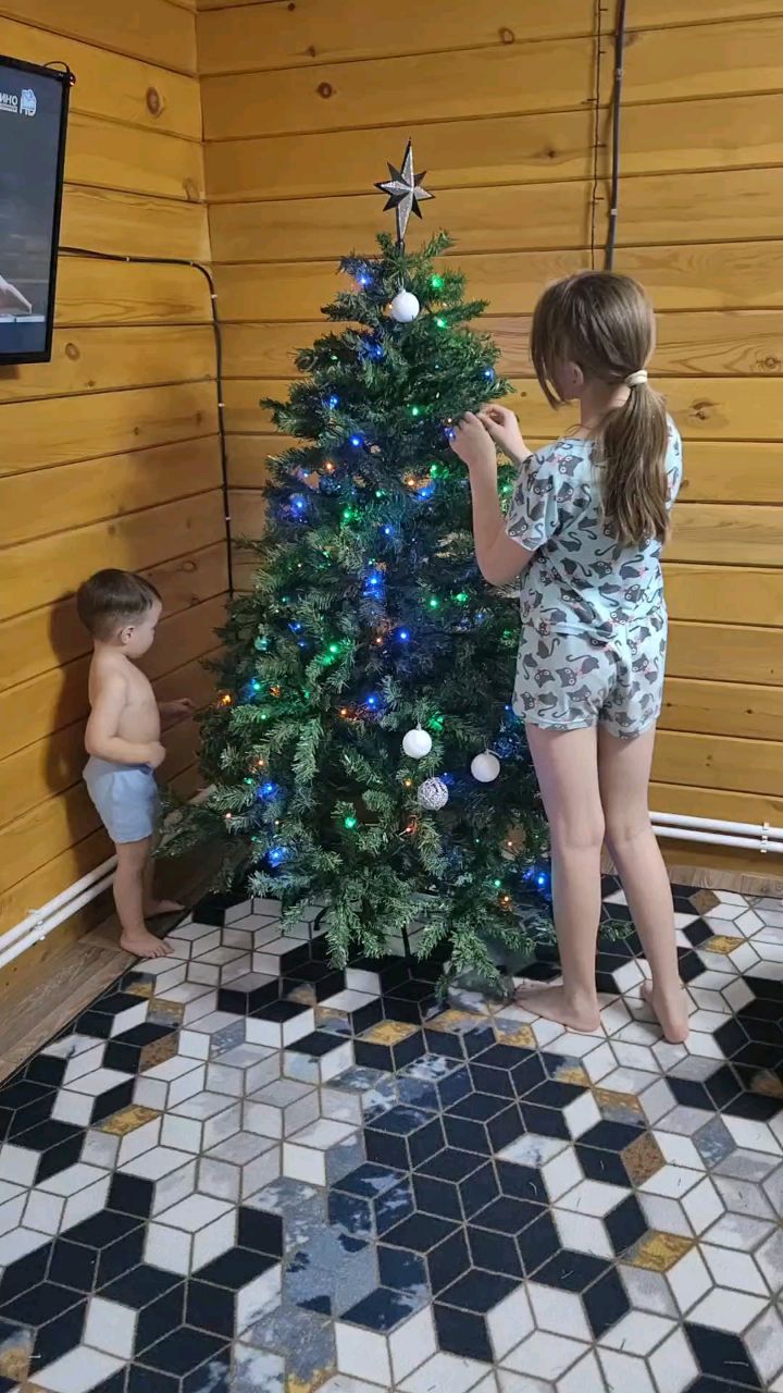 Александра в LOOKY. #мама_пока_2_деток,#вожиданиималыша,#мамасына,#мамадочки,#Красноярск,#вдекретенескучно,#7я,#мужижена. А вы уже подготовили...