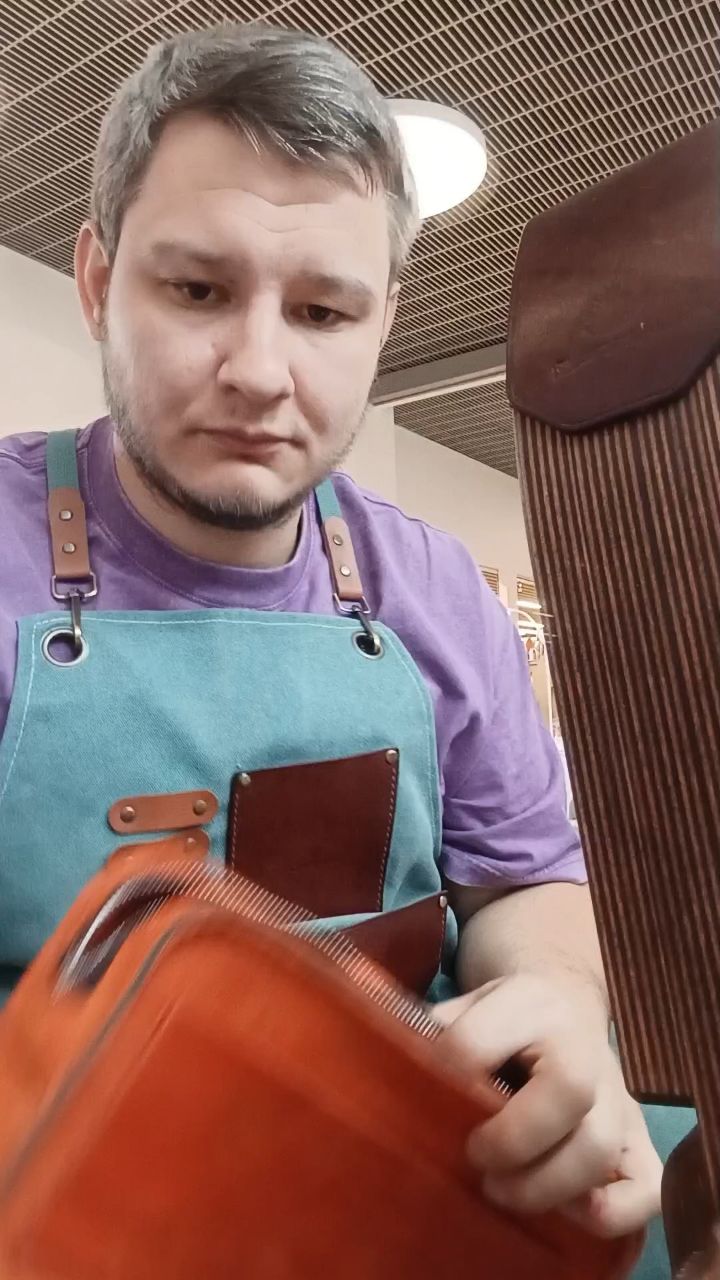 Сергей Шамрай в LOOKY. #сумкаручнойработы,#натуральнаякожа,#кожгалантерея,#ручнаяработа,#кожанаясумка,#аксессуары. Смотрите, что происх...