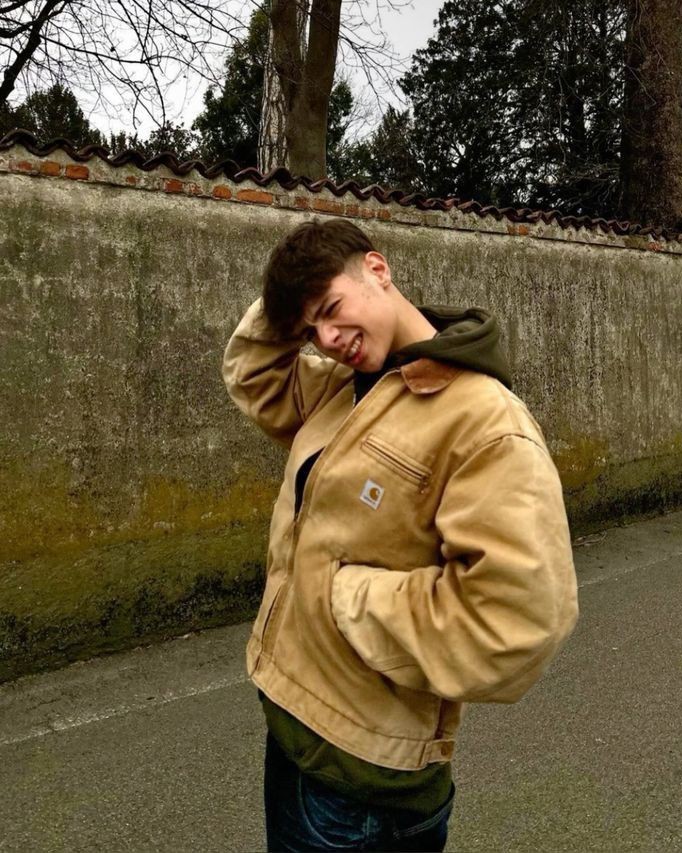Дмитрий в LOOKY — Уже холодно..