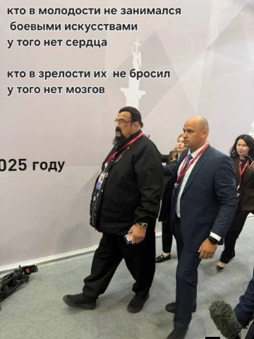 iv_gazaryan в LOOKY. . Всю жизнь хотел быть...