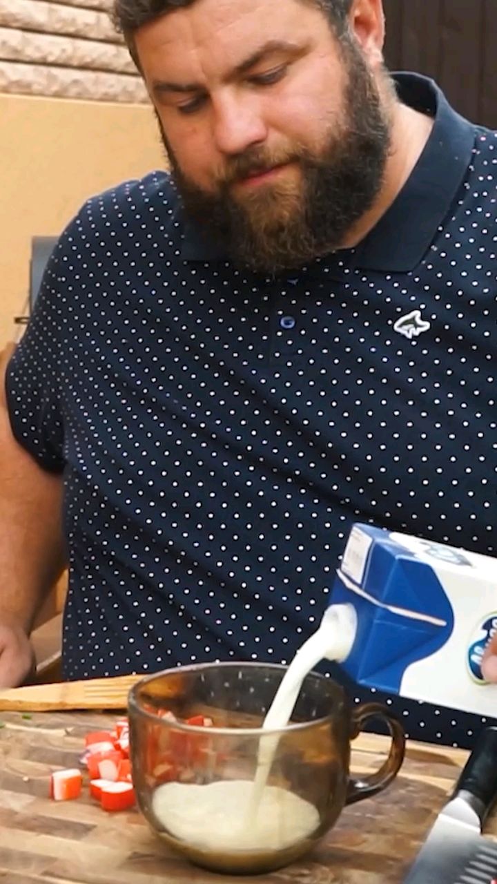 НАГОТОВКЕ в LOOKY. . Взбиваем омлет в гар...