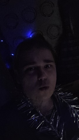 FanatMeleghosta в LOOKY. . Новогодняя фотка Мел...