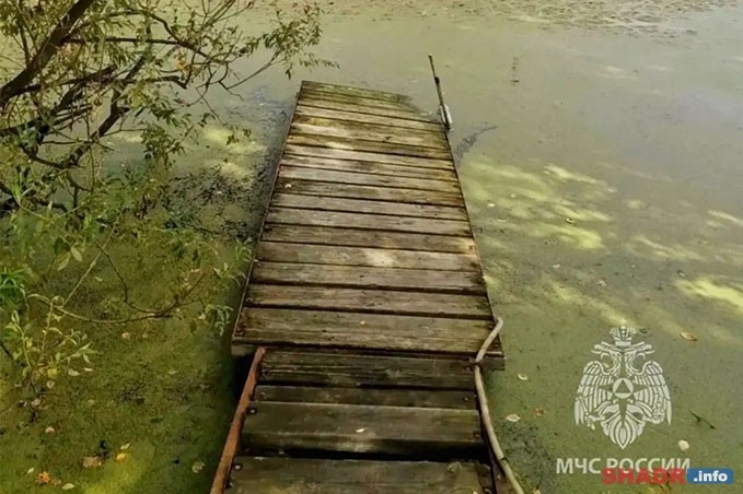 🚨 Трагедия в Кургане. Мужчина утонул после купания в нетрезвом виде.

МЧС предупреждает: не рискуйте жизнью! Купайтесь только в разрешённых местах.

Ставьте ❤️, если хотите, чтобы таких случаев было меньше.

#Курган #безопасность #МЧС