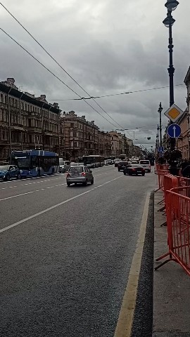 SSPENA в LOOKY. #pitergram,#saintpetersburg,#SaintPetersburg,#спб,#sanktpeterburg,#spb,#дождь,#настроение,#настроение_питер,#вленинградедождик,#дождливыйдень,#дождик,#питерскиеулицы,#фотопитер,#питерскаяосень. Эта осень балует нас...