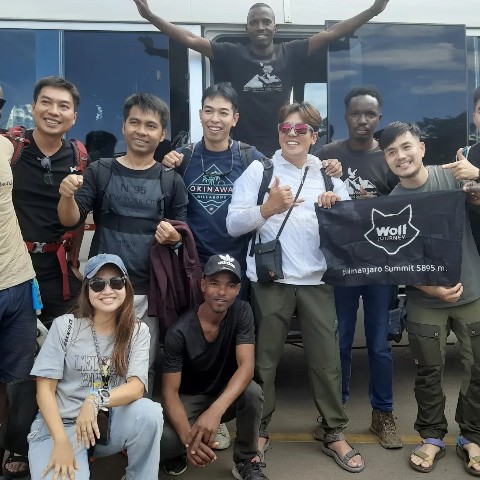 Foothillsofkili Tours в LOOKY. #foothillsofkili,#MountKilimanjaro,#freestandingmountainintheworld,#adventures,#expedition,#explore,#tanzanianationalparks,#nature,#visittanzania🇹🇿. Team wolf journey ar...