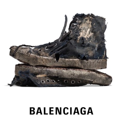 Bedolaga в LOOKY. . Balenciaga Fully Des...