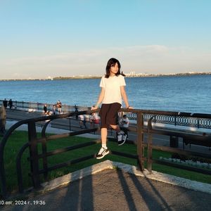 Looky_172347547349981