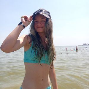 Looky_1698296549132