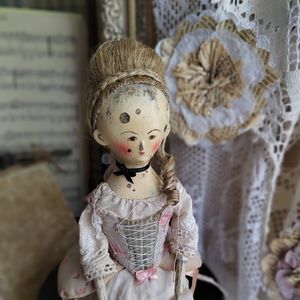 Куклы в антикварном стиле