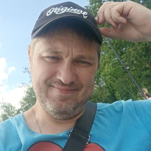 Looky_175223609393520