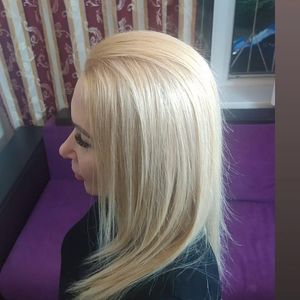 serg hair color