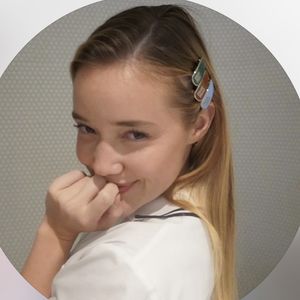 OLIVIA PONTON