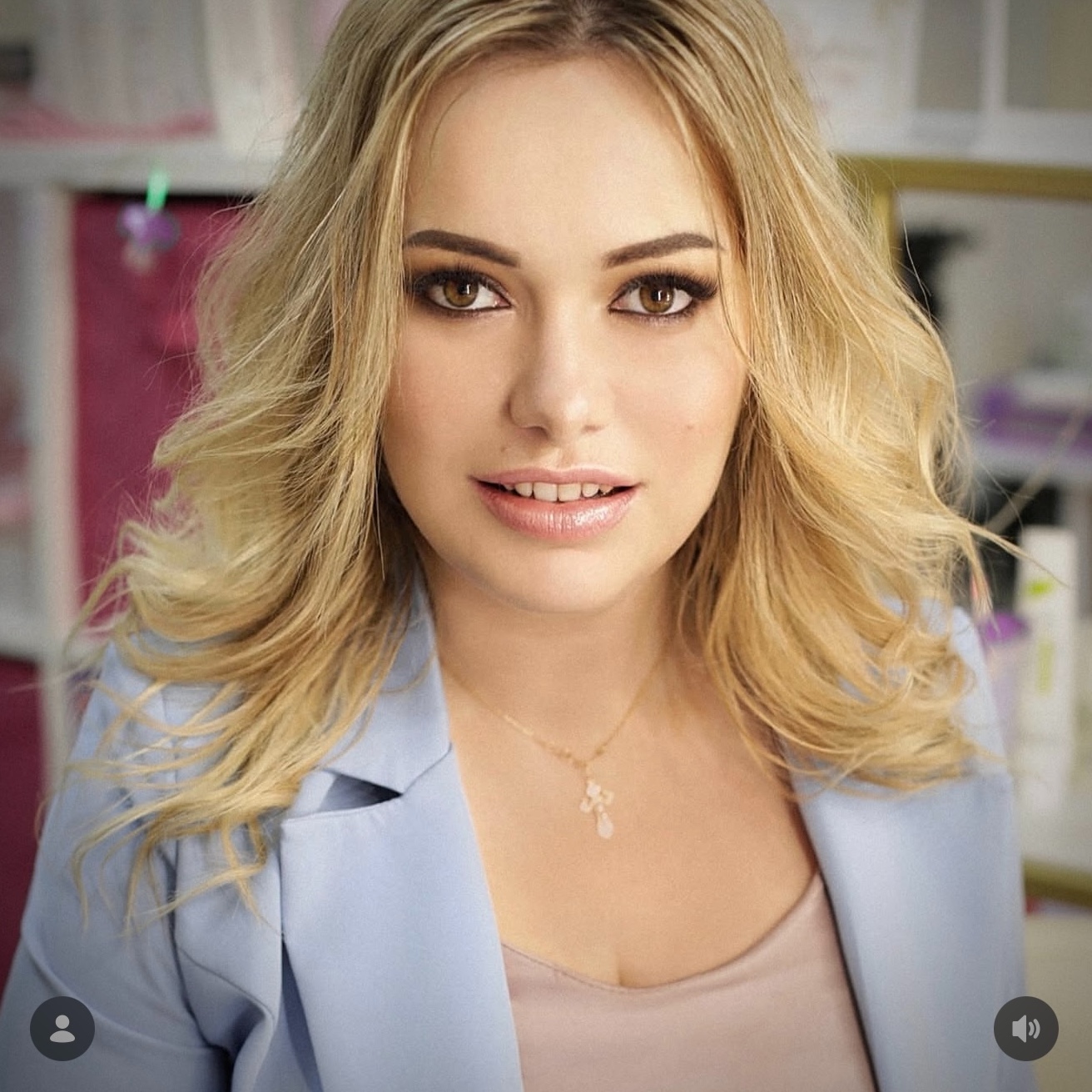 nika.krit