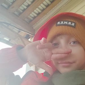 Looky_1699770849103
