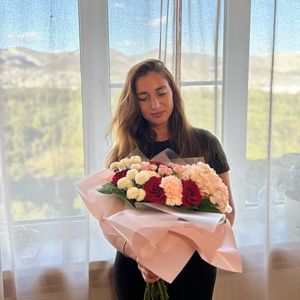 Veronika_omar