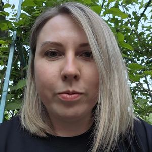 Елена Шмонова