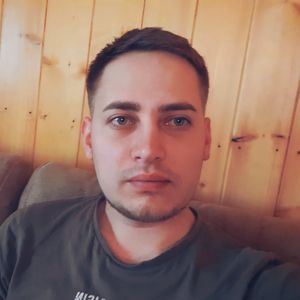 Антон Белозёров