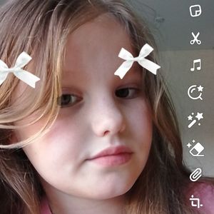 Looky_1719216097152