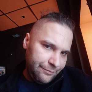 Looky_1700764854407