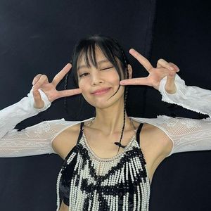 Jenniefancans_2077