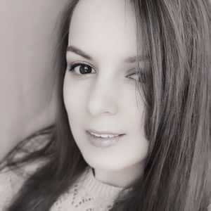Надежда и Каролина
