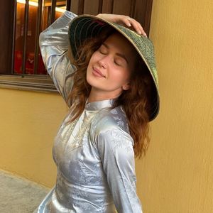 Яковлева Говорит
