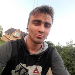 Looky_1693153905052